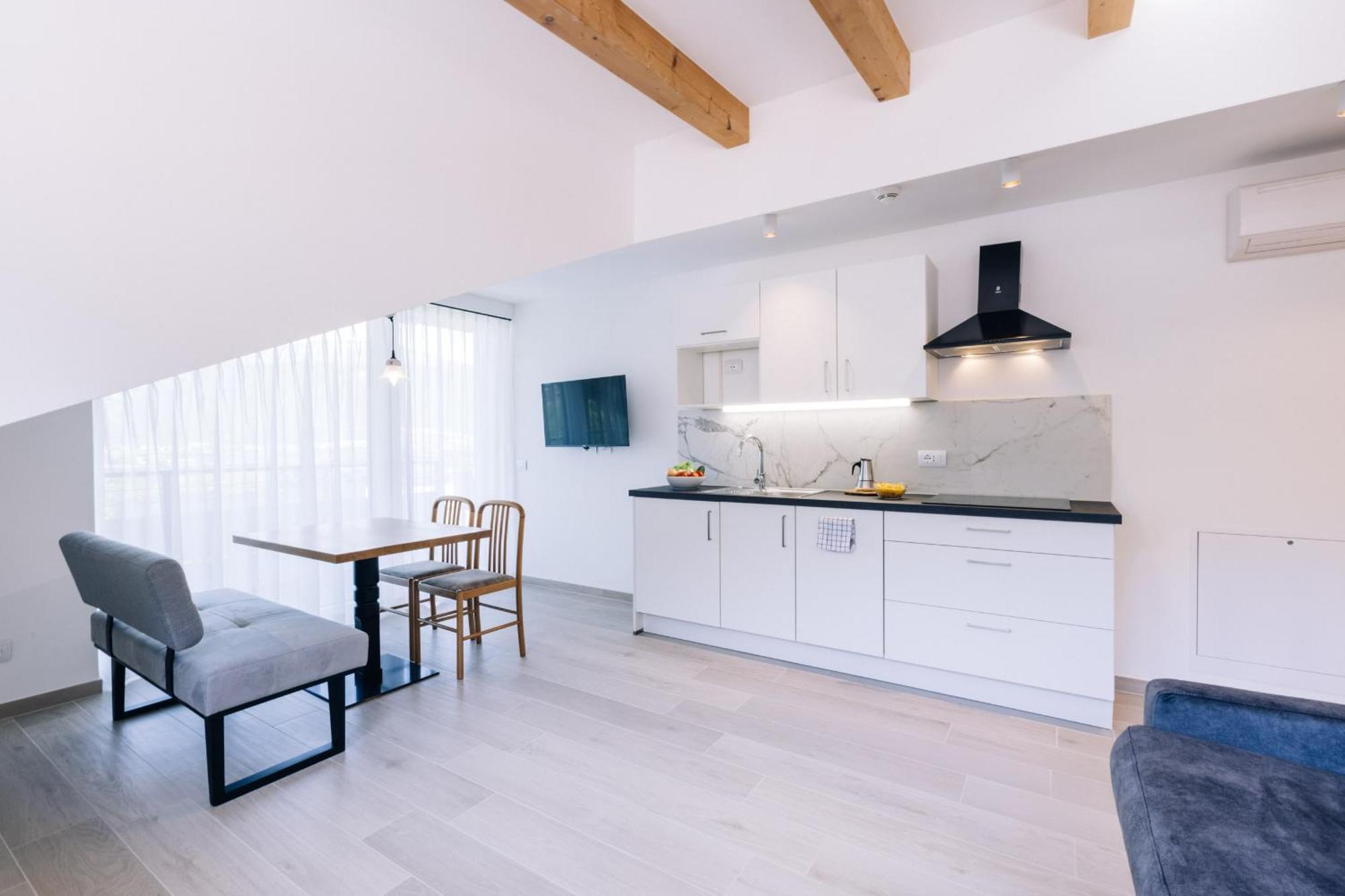 Residence Martinelli Λάιβες Εξωτερικό φωτογραφία